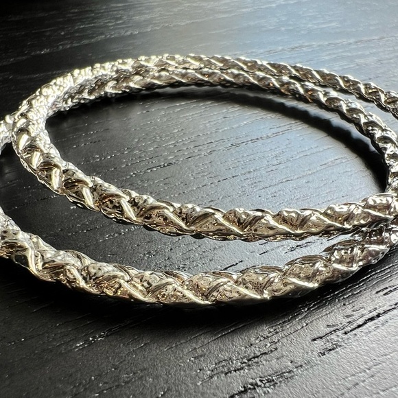 Vera Wang Silver Toned Vintage Skinny Stackable Bangle Bracelets Set of Two - OS - Picture 2 of 5